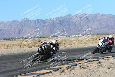 media/Jan-10-2025-CVMA Friday Practice (Fri) [[489e0da257]]/Group 4 and Trackday/Session 2 (Turn 4 Inside)/